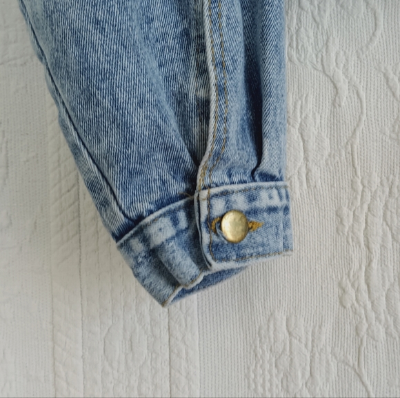 DAVI & DANI Pearl Accent Jean Jacket Cropped Denim Retro Madonna Vibes 80s Babe - Picture 5 of 14